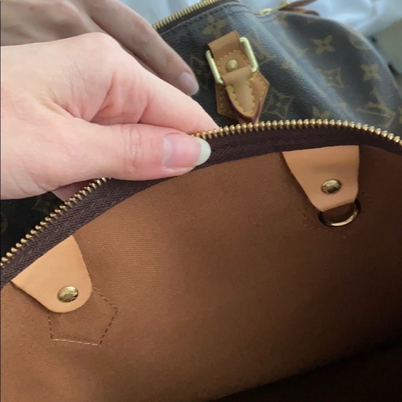 Louis Vuitton Speedy - Picture 7 of 14